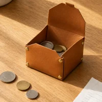 Box Coin Purse in use