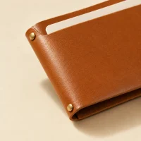 Folio, close-up of the rivet and folded edge